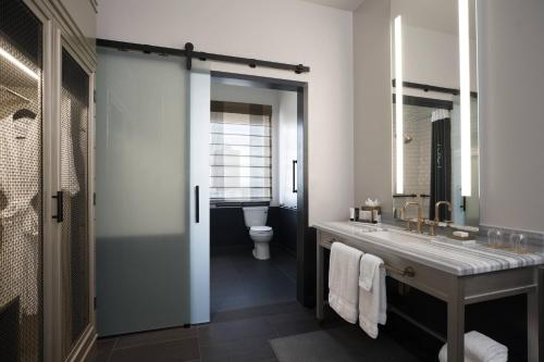 Imagen general del Hotel Watermark Baton Rouge, Autograph Collection. Foto 8