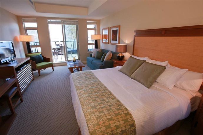 Imagen de la habitación del Hotel Watermark Beach Resort. Foto 4