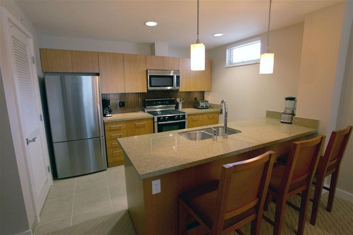 Imagen de la habitación del Hotel Watermark Beach Resort. Foto 5