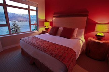 Imagen de la habitación del Hotel Watermark Beach Resort. Foto 6