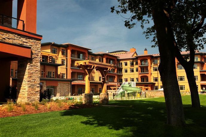 Imagen de los exteriores del Hotel Watermark Beach Resort. Foto 13