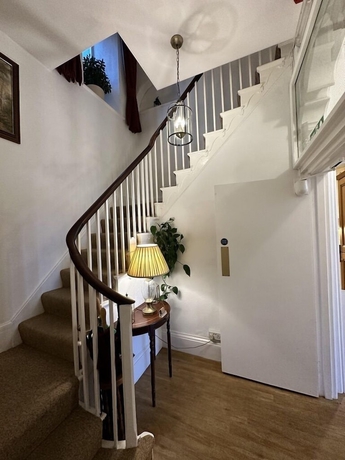 Imagen de los interiores del Hotel Watermead House. Foto 16