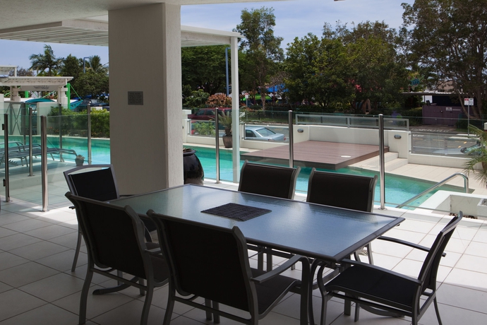 Imagen de los exteriores del Hotel Waters Edge Apartments Cairns. Foto 9