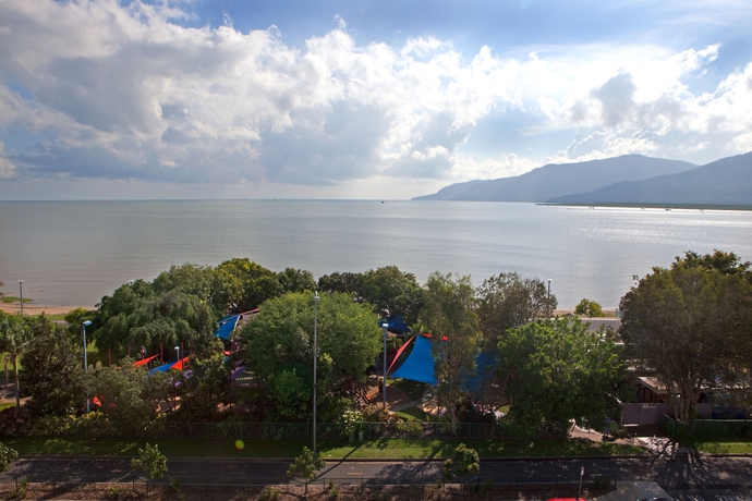 Imagen de los exteriores del Hotel Waters Edge Apartments Cairns. Foto 10