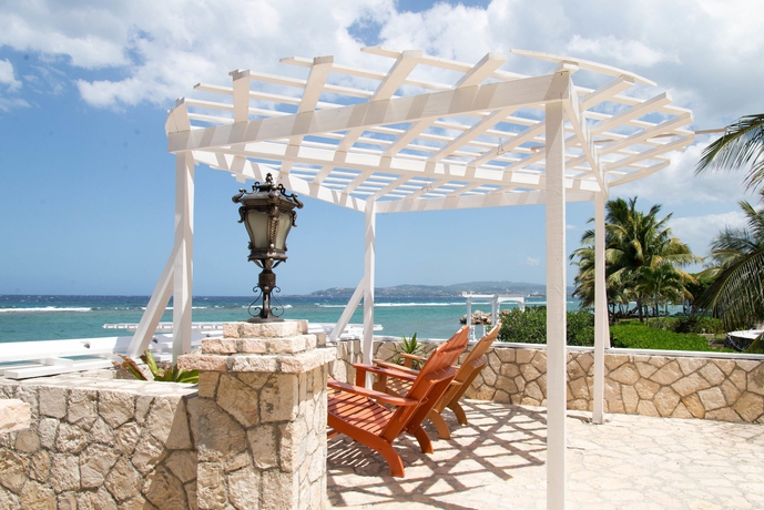 Imagen de los exteriores del Hotel Waters Edge Guest House. Foto 14