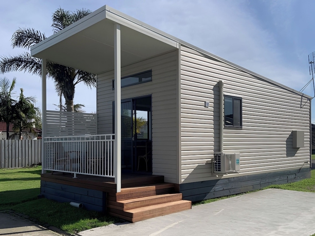 Imagen de la habitación del Hotel Waters Edge Holiday Park. Foto 5