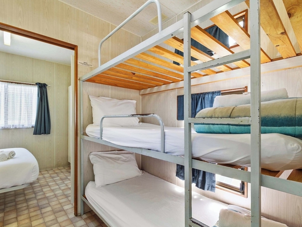 Imagen de la habitación del Hotel Waters Edge Holiday Park. Foto 8