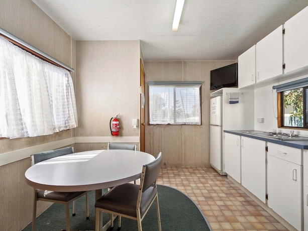 Imagen de la habitación del Hotel Waters Edge Holiday Park. Foto 10