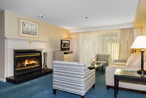 Imagen de la habitación del Hotel Water's Edge Resort and Spa. Foto 9