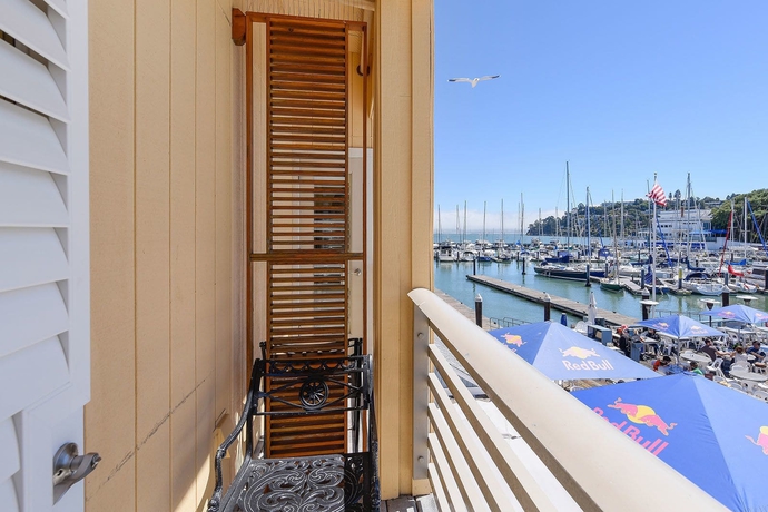 Imagen de la habitación del Hotel Waters Edge, Tiburon. Foto 12