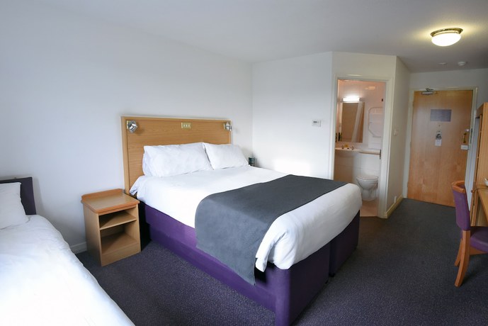 Imagen de la habitación del Hotel Waterside By Greene King Inns. Foto 10