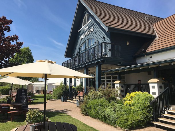 Imagen general del Hotel Waterside By Greene King Inns. Foto 1