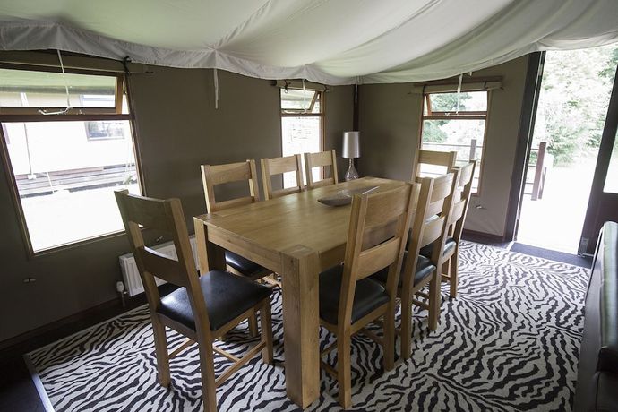 Imagen de la habitación del Hotel Waterside Holiday Park And Spa. Foto 16