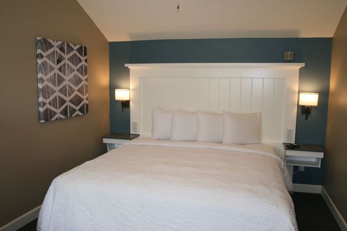 Imagen de la habitación del Hotel Waterside Suites and Marina. Foto 13