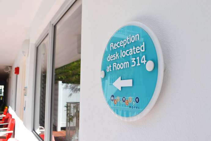 Imagen de los interiores del Hotel Waterside and Suites. Foto 20