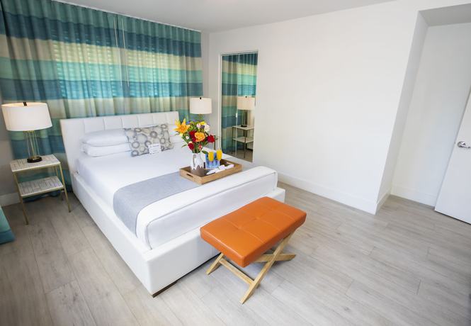 Imagen de la habitación del Hotel Waterside and Suites. Foto 12