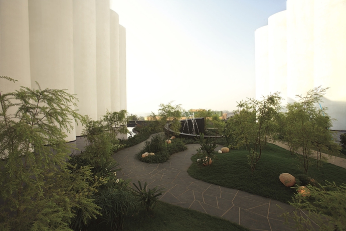 Imagen de los exteriores del Hotel Waterstones. Foto 10