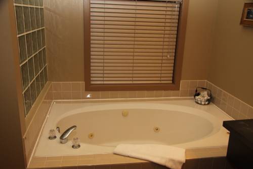 Imagen general del Hotel Waterton Lakes Lodge Resort. Foto 1