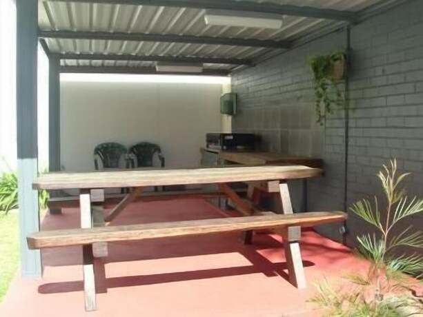 Imagen del bar/restaurante del Hotel Waterview Holiday Apartments. Foto 15