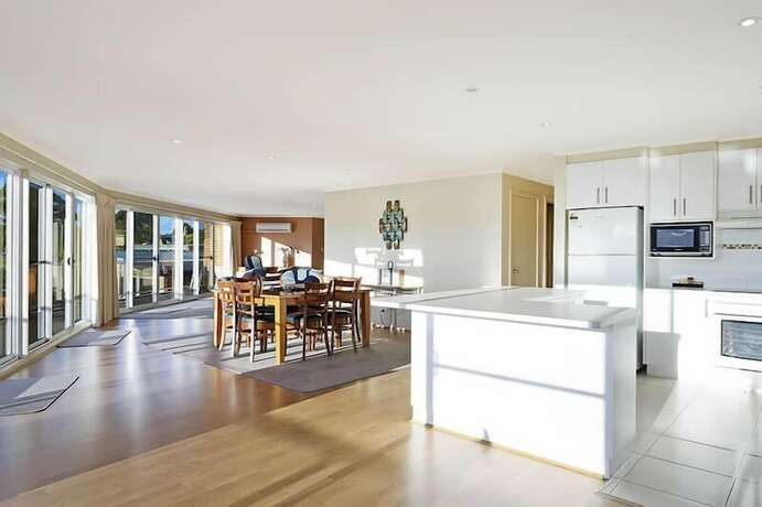 Imagen general del Hotel Waterview Luxury Apartments. Foto 4