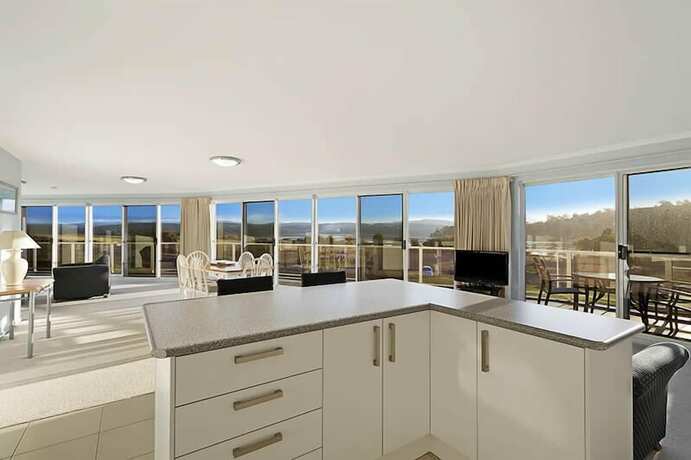 Imagen de la habitación del Hotel Waterview Luxury Apartments. Foto 16