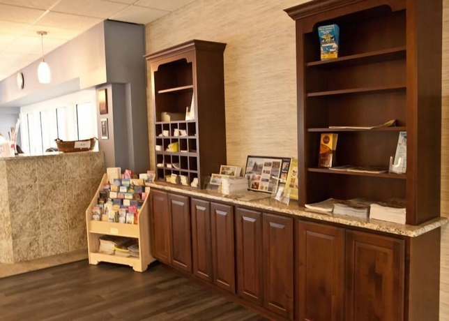 Imagen de los interiores del Hotel Watson's Regency Suites. Foto 15