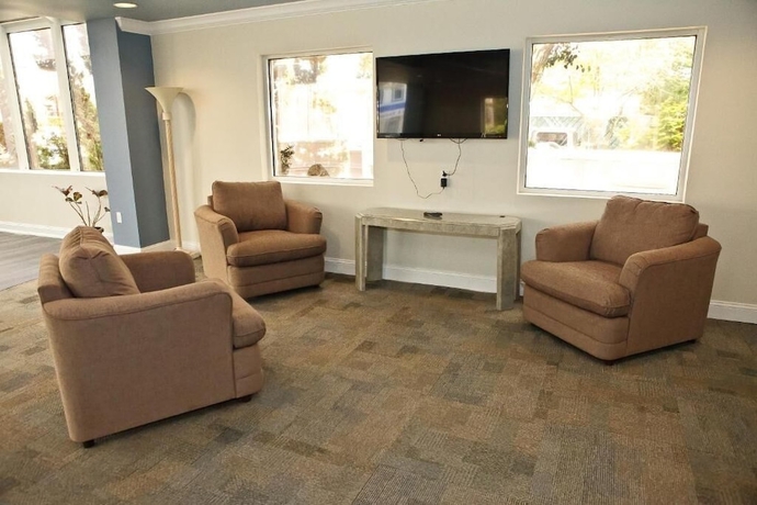 Imagen de los interiores del Hotel Watson's Regency Suites. Foto 16