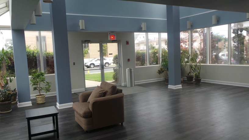 Imagen de los interiores del Hotel Watson's Regency Suites. Foto 19