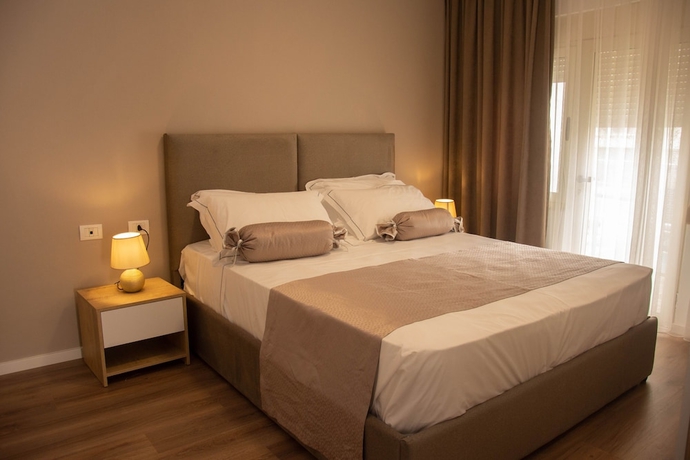 Imagen de la habitación del Hotel Wave Beachfront Apartments. Foto 9