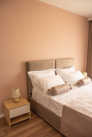 Imagen de la habitación del Hotel Wave Beachfront Apartments. Foto 14