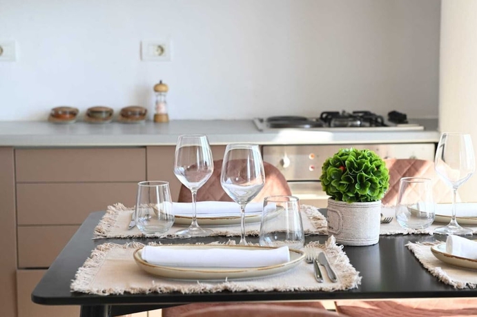 Imagen de la habitación del Hotel Wave Beachfront Apartments. Foto 16