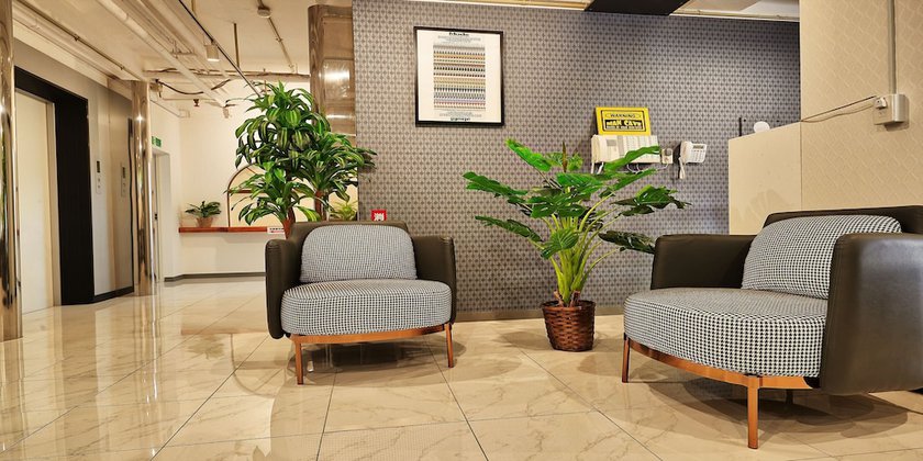 Imagen de los interiores del Hotel Wave, Naha. Foto 6