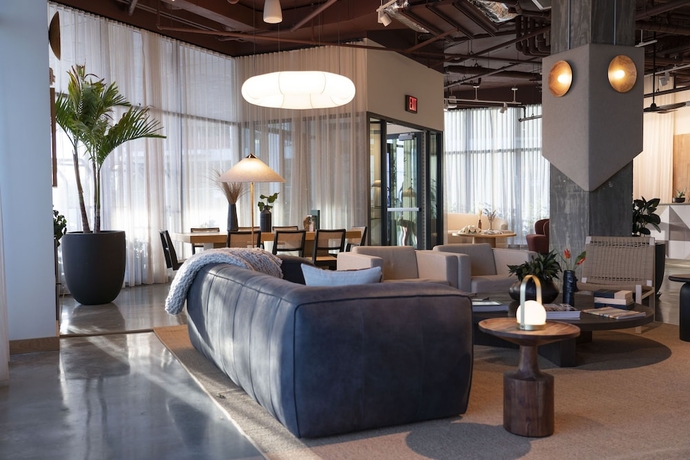 Imagen de los interiores del Hotel Wave Resort. Foto 18