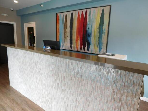 Imagen general del Hotel Wave Street Inn. Foto 4