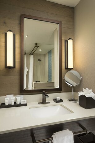 Imagen de la habitación del Hotel Wave Street Inn. Foto 17