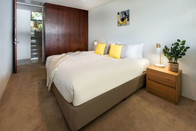 Imagen general del Hotel Waves 6 Breathtaking Ocean Views. Foto 6