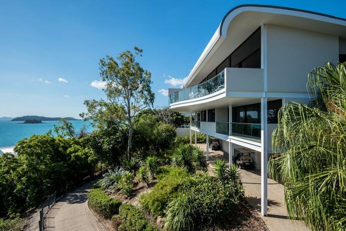 Imagen general del Hotel Waves 6 Breathtaking Ocean Views. Foto 8