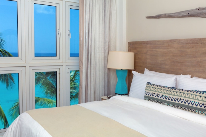 Imagen de la habitación del Hotel Waves Hotel and Spa By Elegant Hotels - All Inclusive. Foto 10