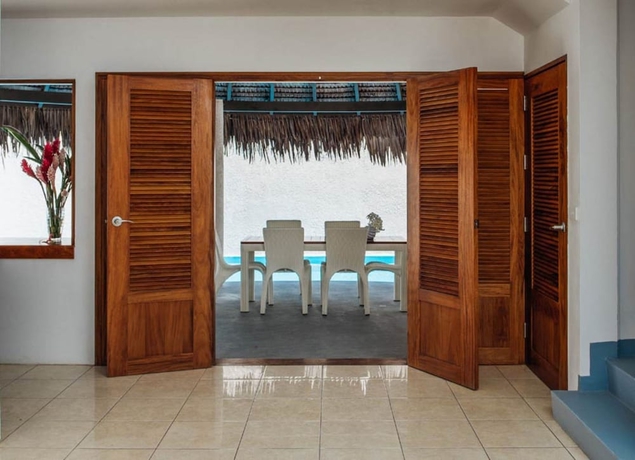 Imagen de la habitación del Hotel Waves at Surfside. Foto 3