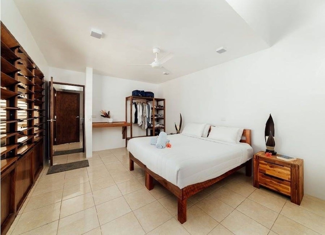 Imagen de la habitación del Hotel Waves at Surfside. Foto 5