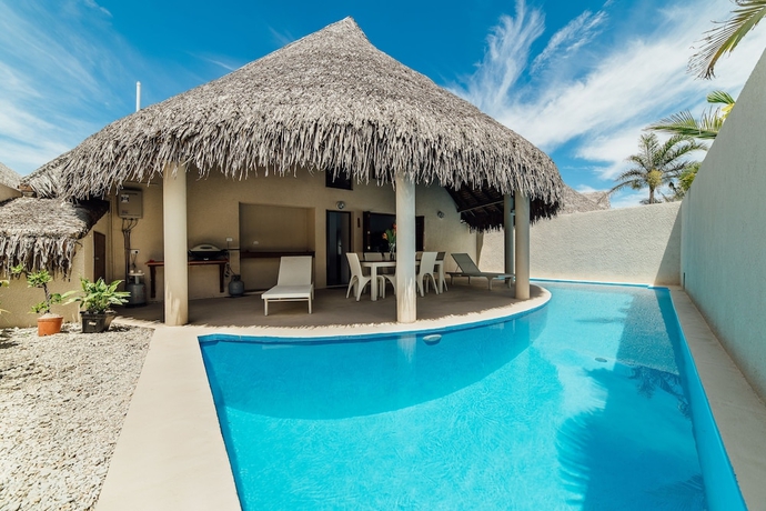 Imagen general del Hotel Waves at Surfside. Foto 1