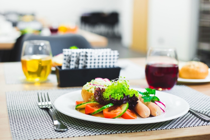 Imagen del bar/restaurante del Hotel Waw Airport Okęcie. Foto 3