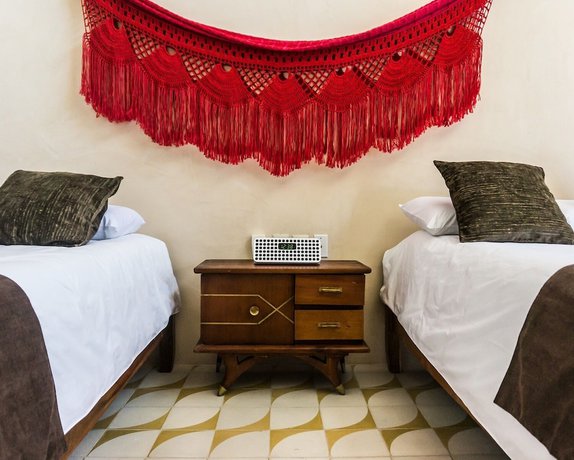 Imagen de la habitación del Hotel Waye. Foto 11