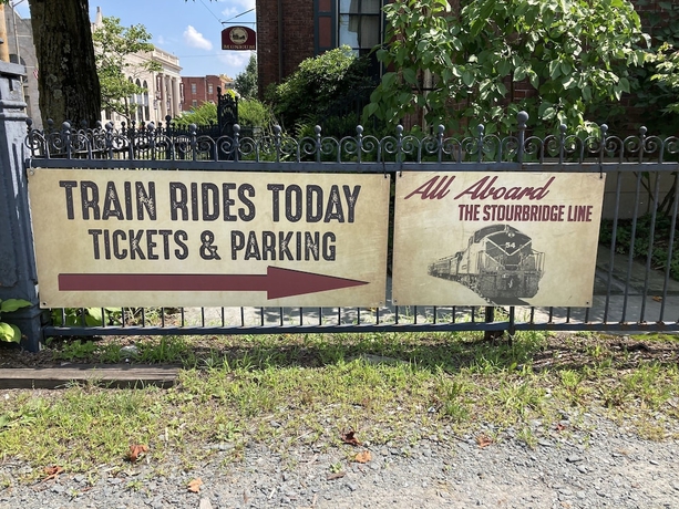 Imagen de los exteriores del Hotel Wayne Inn. Foto 6