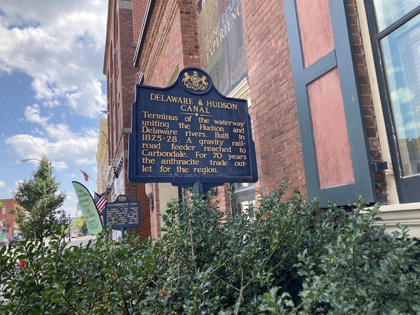 Imagen de los exteriores del Hotel Wayne Inn. Foto 8