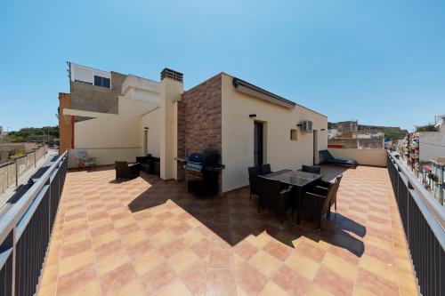 Imagen de los exteriores del Hotel Wayteko San Antón. Foto 11