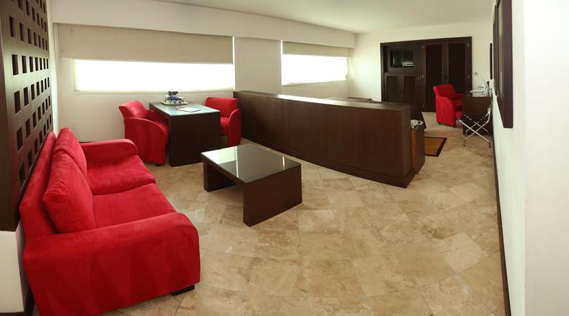 Imagen de los interiores del Hotel We Aeropuerto. Foto 6