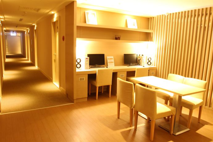 Imagen de la habitación del Hotel We Meet Taipei. Foto 9