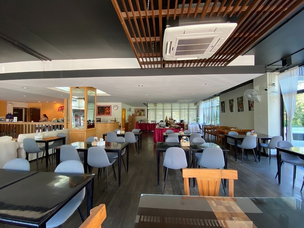 Imagen del bar/restaurante del Hotel We Valley. Foto 3