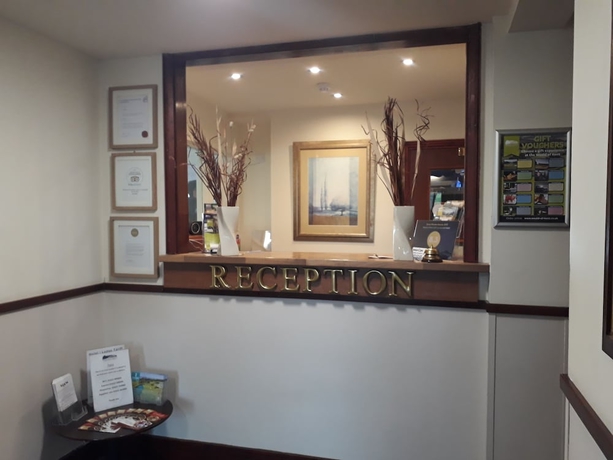 Imagen de los interiores del Hotel Weald of Kent. Foto 17